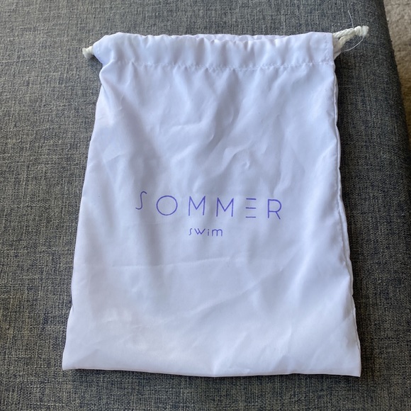 Brand New XS/M Sommer Swim Xena bikinis set Sirius blue halter cheeky thong - Picture 9 of 13